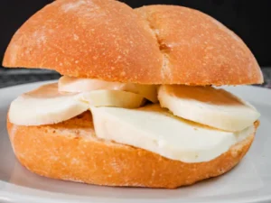 Pan con Queso