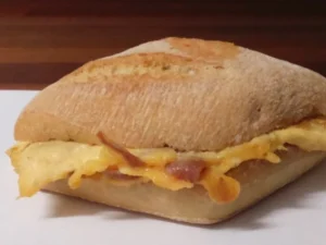 Pan con Tortilla de Hot dog
